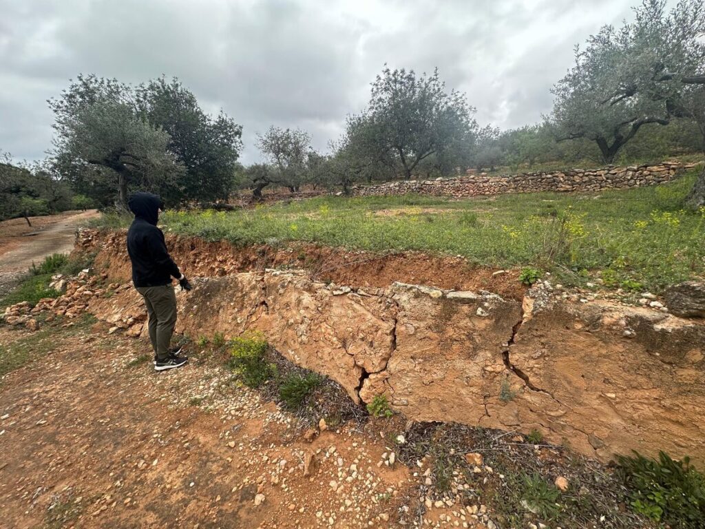 mur tombé a cause des innondations